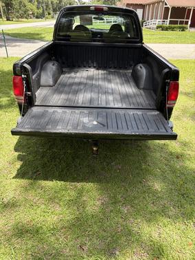 Black 2003 Dodge Dakota Sport Quad Cab