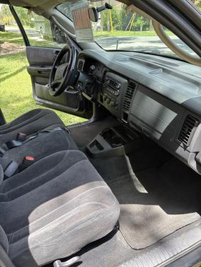 Black 2003 Dodge Dakota Sport Quad Cab
