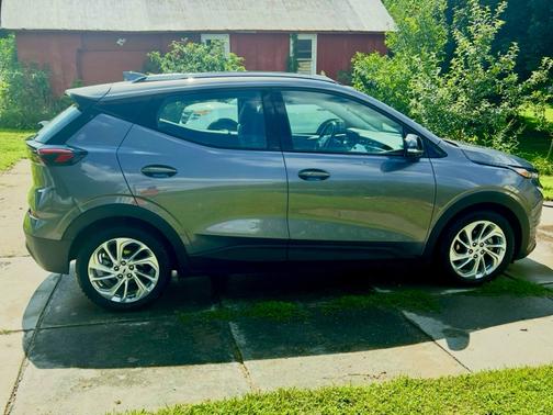 2023 Chevrolet Bolt EUV LT