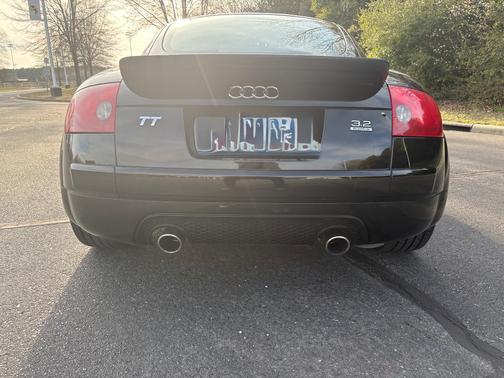 2004 Audi TT 3.2 quattro