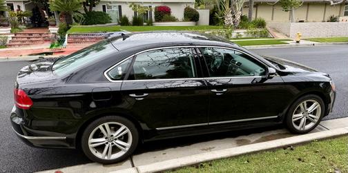 2015 Volkswagen Passat 2.0L DSG TDI SE w/Sunroof & Nav