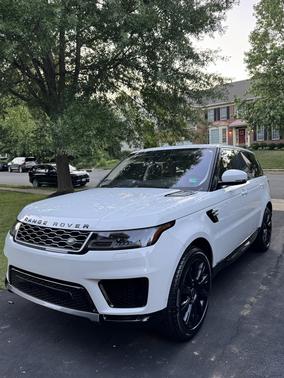 White 2018 Land Rover Range Rover Sport HSE