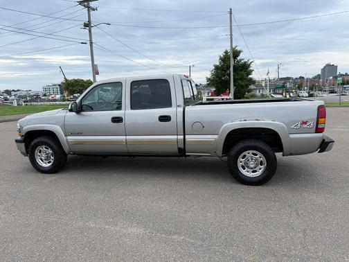 Beige 2002 Chevrolet Silverado 1500 LS H/D Crew Cab