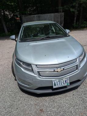 Gray 2013 Chevrolet Volt Base