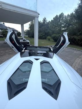 2014 Lamborghini Aventador LP700-4