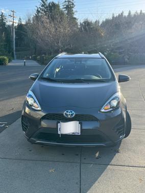 2018 Toyota Prius c Two