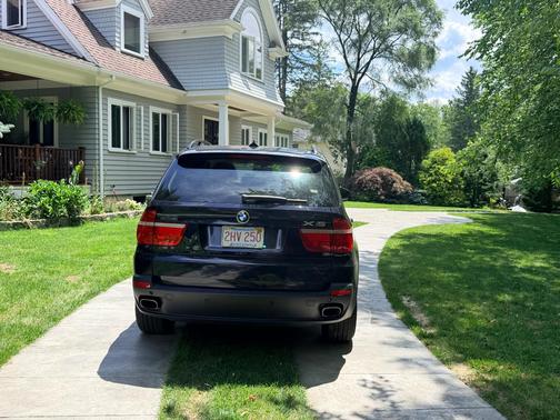 Blue 2009 BMW X5 xDrive48i