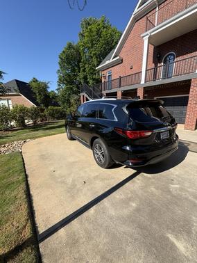 Black 2016 INFINITI QX60 Base