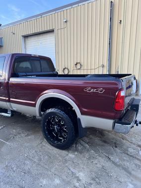 2010 Ford F-250 Lariat Super Duty Crew Cab