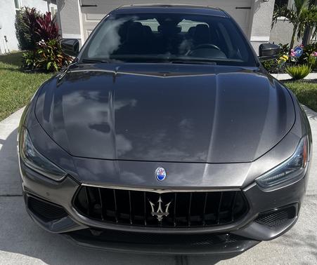 Gray 2018 Maserati Ghibli S Q4 GranSport