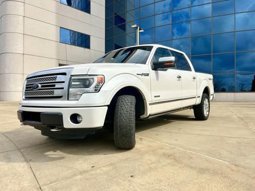 White 2013 Ford F-150 Platinum