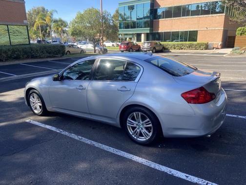 2010 INFINITI G37 Journey