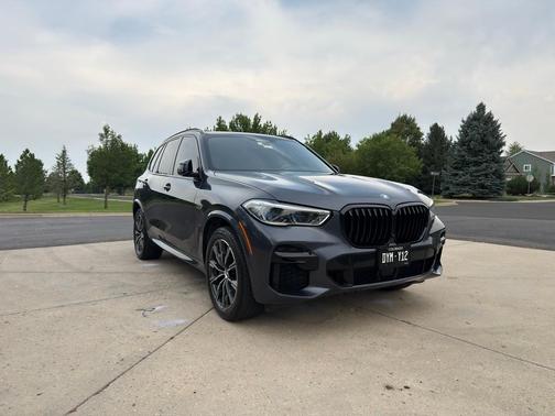 Gray 2022 BMW X5 PHEV xDrive45e