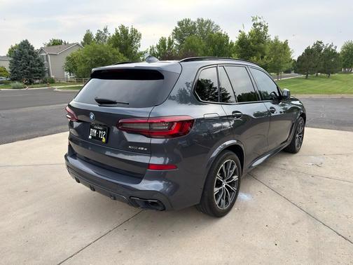 Gray 2022 BMW X5 PHEV xDrive45e