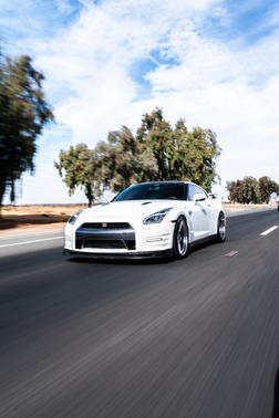 2014 Nissan GT-R Black Edition