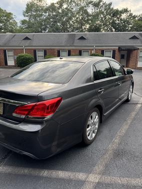 Silver 2012 Toyota Avalon Base