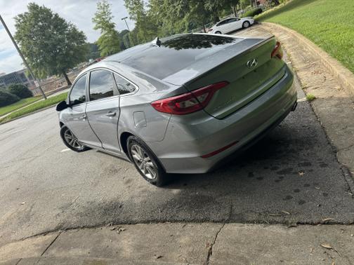 2015 Hyundai SONATA SE