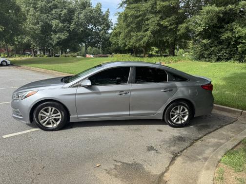 2015 Hyundai SONATA SE