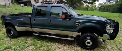 Green 2010 Ford F-350 Lariat Super Duty Crew Cab DRW