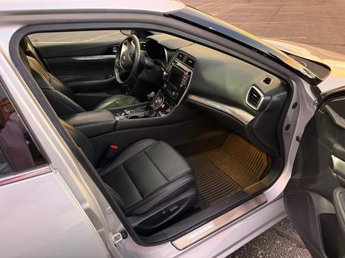 Silver 2019 Nissan Maxima 3.5 SV