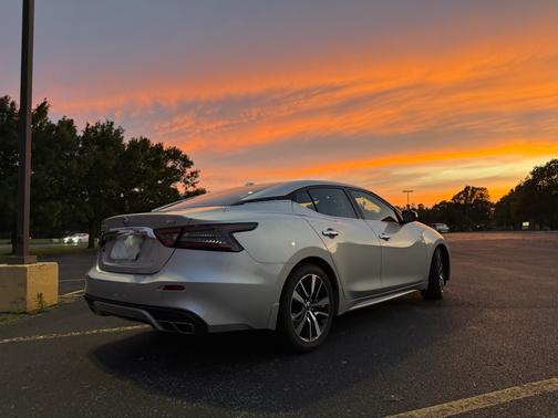 Silver 2019 Nissan Maxima 3.5 SV