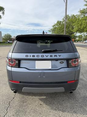 Blue 2018 Land Rover Discovery Sport SE