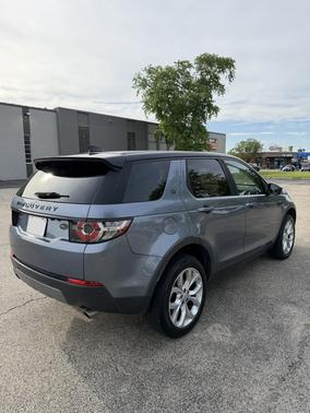 Blue 2018 Land Rover Discovery Sport SE