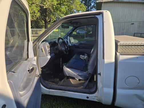 1999 Ford F-250 XL Super Duty