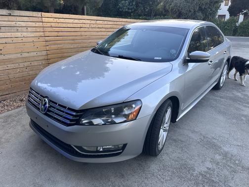 2014 Volkswagen Passat 2.0L TDI SEL Premium