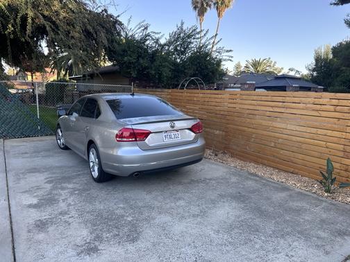 2014 Volkswagen Passat 2.0L TDI SEL Premium