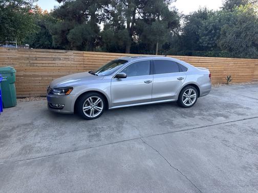 2014 Volkswagen Passat 2.0L TDI SEL Premium