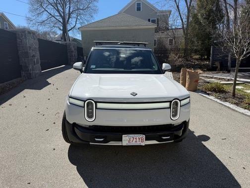 White 2023 Rivian R1S Adventure Quad-Motor Large Package