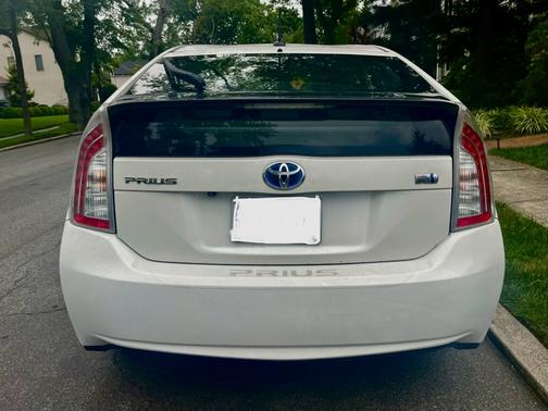 White 2012 Toyota Prius Three