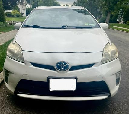 White 2012 Toyota Prius Three