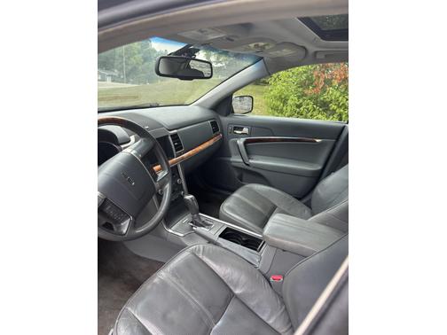 2010 Lincoln MKZ Base