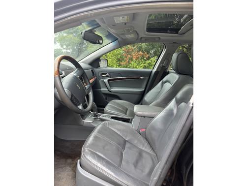 2010 Lincoln MKZ Base