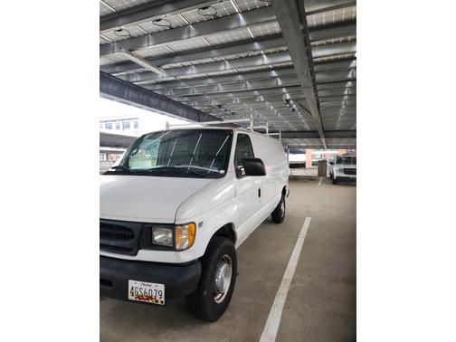 2002 Ford E250 Base