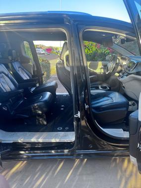 Black 2020 Chrysler Pacifica Touring L