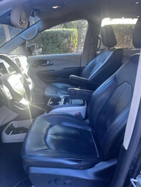Black 2020 Chrysler Pacifica Touring L