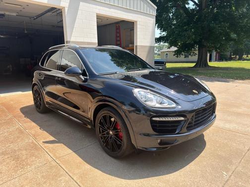 Black 2012 Porsche Cayenne Cayenne Turbo