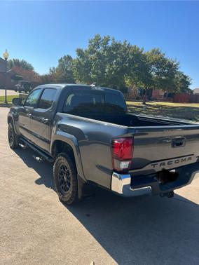 2022 Toyota Tacoma SR5