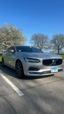 Silver 2017 Volvo S90 T5 Momentum