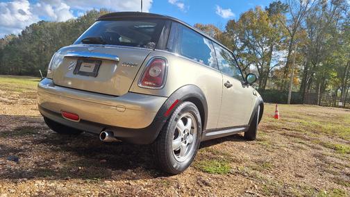 2007 MINI Cooper Base