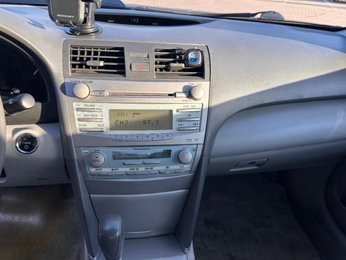Black 2009 Toyota Camry Hybrid Base