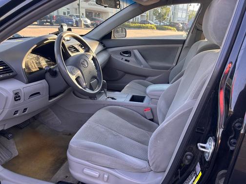 Black 2009 Toyota Camry Hybrid Base