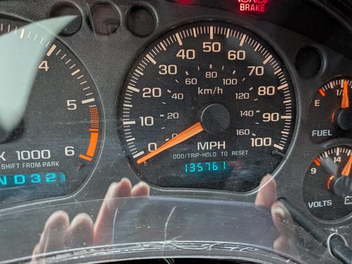 Red 2004 Chevrolet S-10 LS Crew Cab