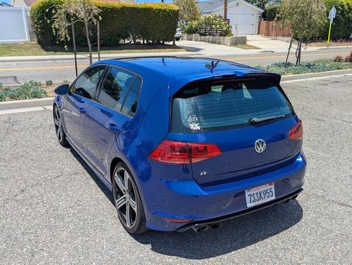 Blue 2016 Volkswagen Golf R 4-Door