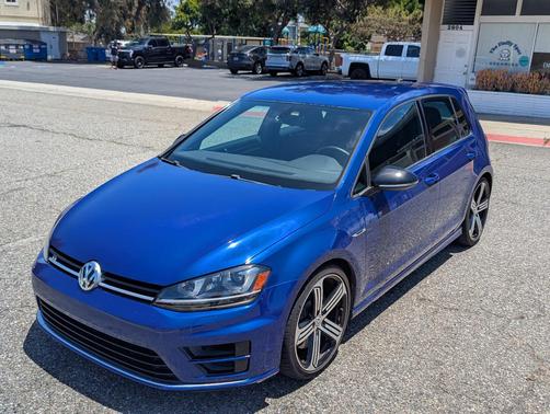 Blue 2016 Volkswagen Golf R 4-Door