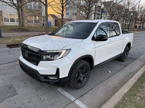 2024 Honda Ridgeline Black Edition