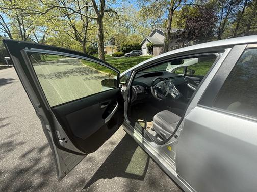 Silver 2012 Toyota Prius Five